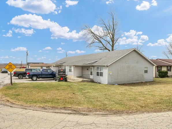 1010 S Washington St, Paxton, IL 60957