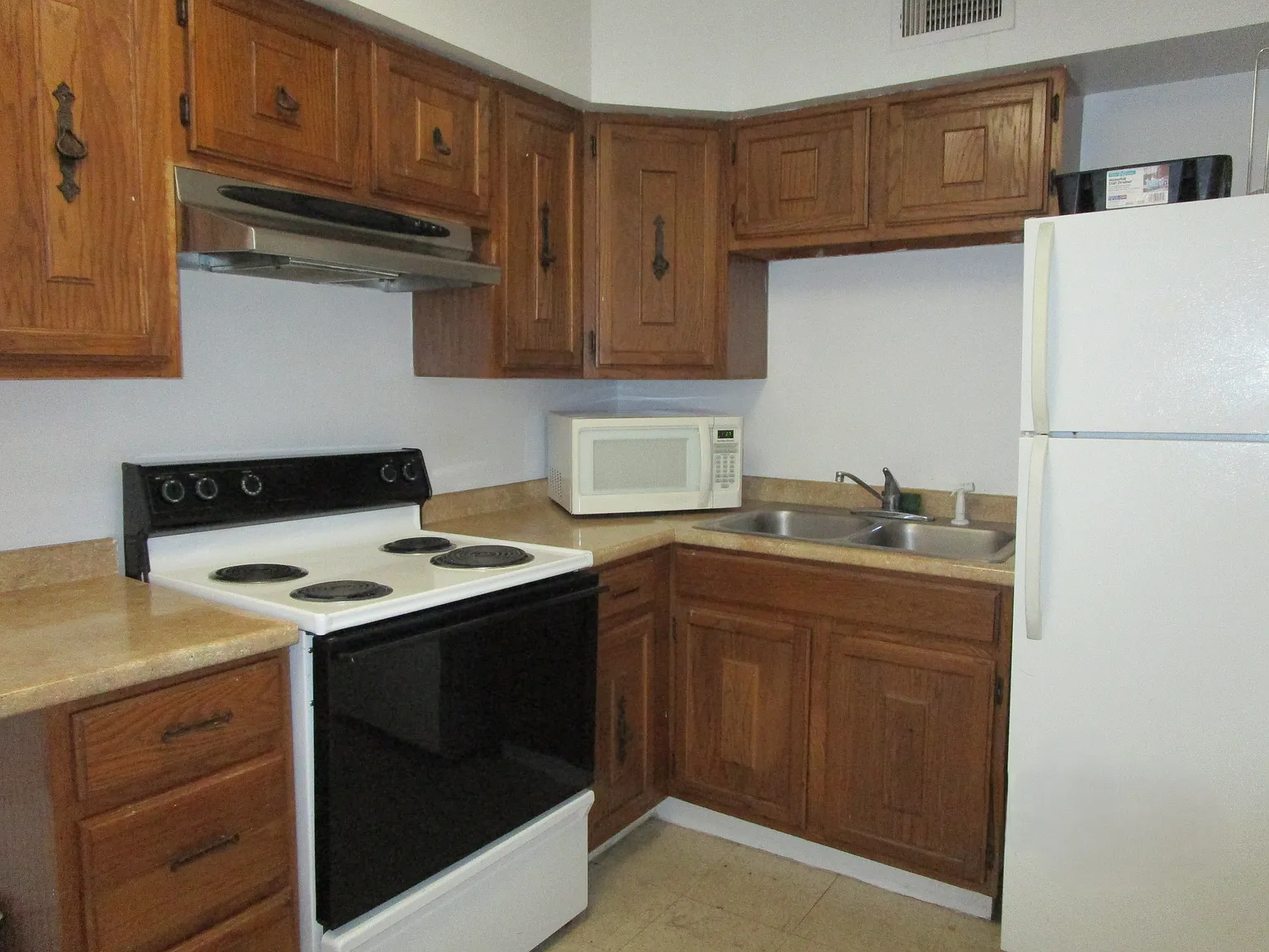 1 bed, $750 — Photo 4