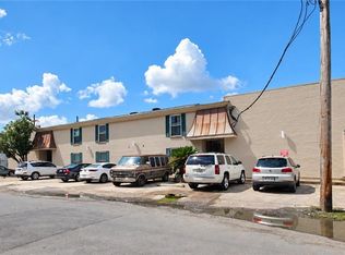 7522 Benjamin St APT 110, New Orleans, LA 70118