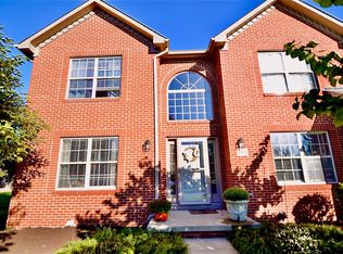6411 Riviera Ct, Westerville, OH 43082