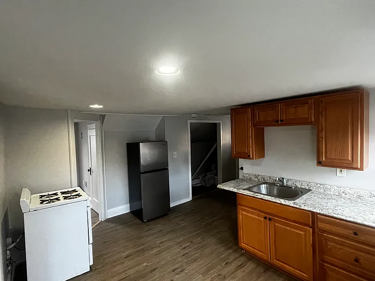 58 Main Ave #3 — Photo 4