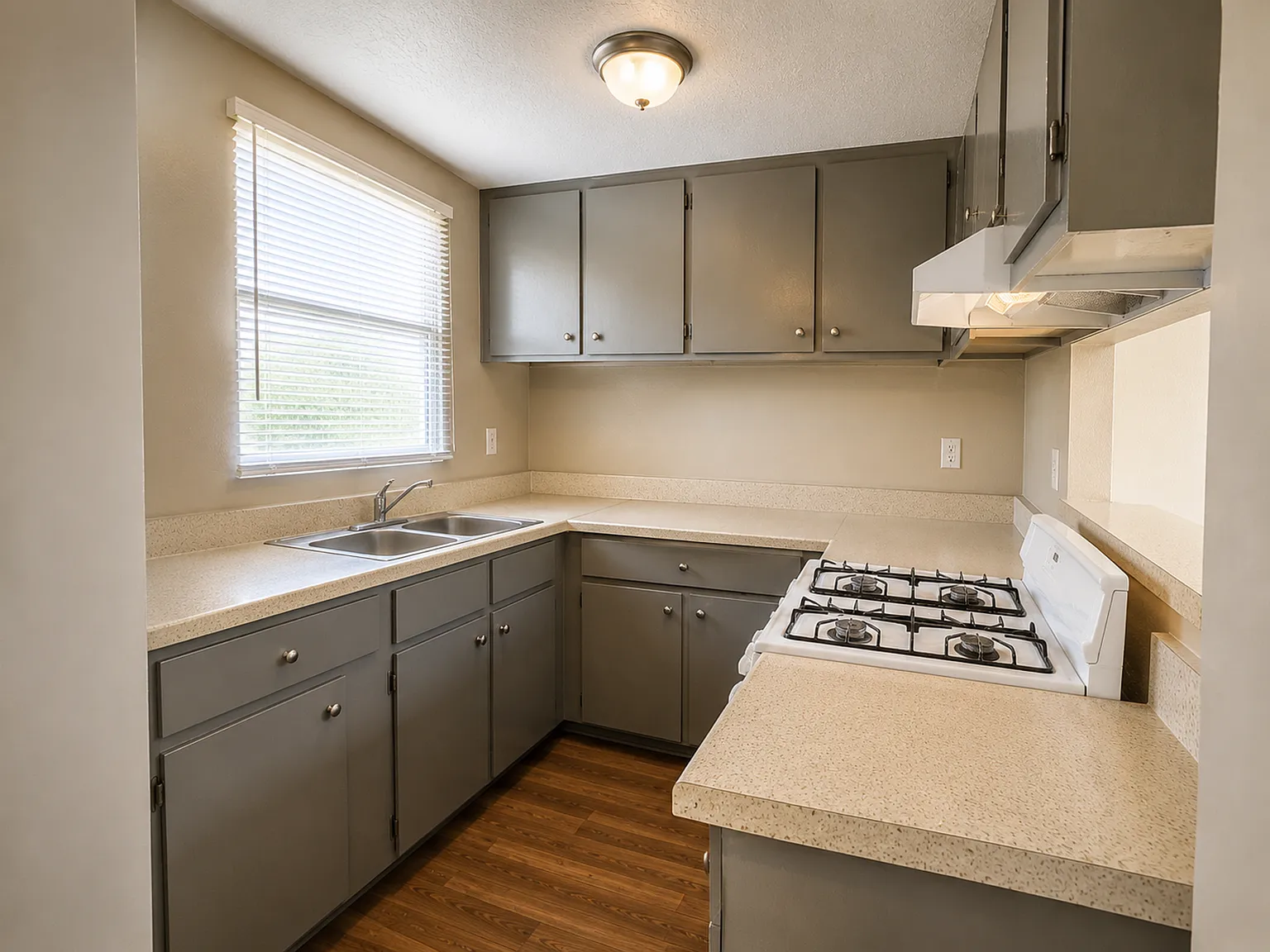 The Villas at Uptown — Photo 3