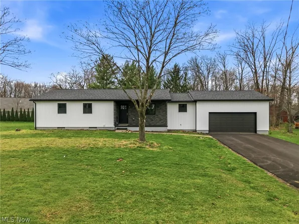 44129 Columbiana Waterford Rd, Columbiana, OH 44408