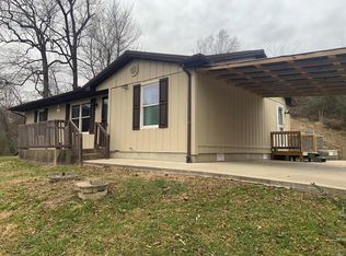 254 Right Penhook Rd, Harold, KY 41635