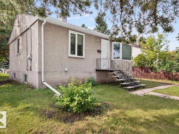 12134 42nd St NW, Edmonton, AB T5W 2N9