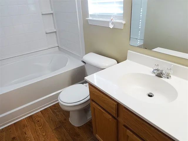 5316 Copley Cir — Photo 5