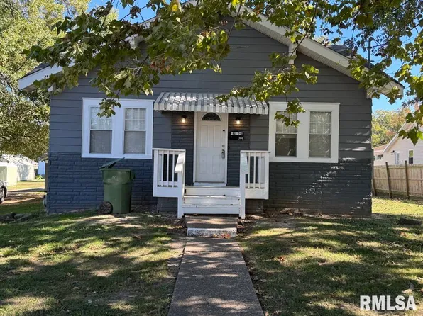 304 Madison St, Benton, IL 62812