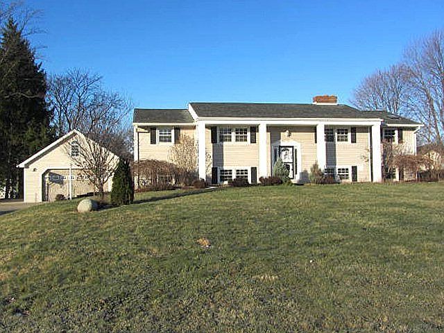 2nd image of 350 Avalon Dr