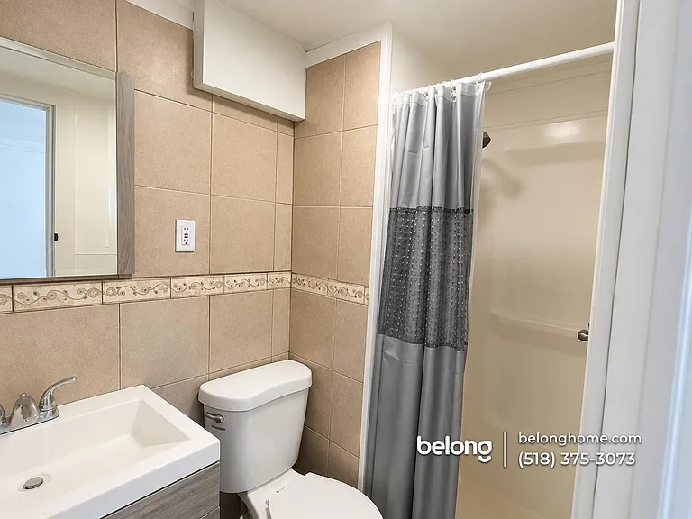 44 Quail St #1 — Photo 4