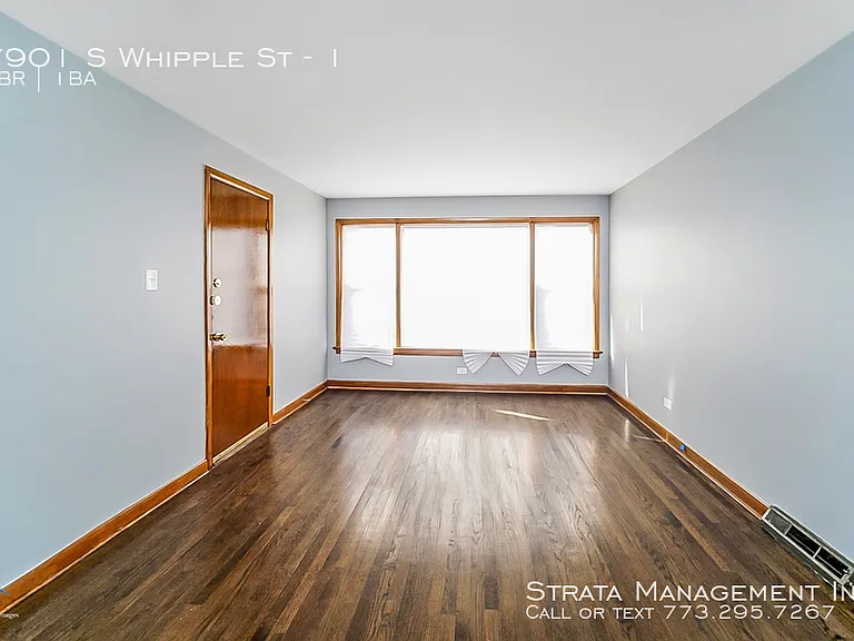 7906 S Whipple St #1 — Photo 5