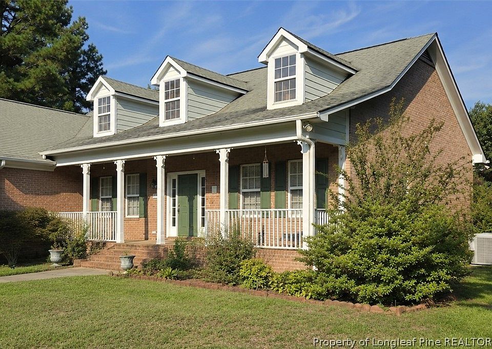 1st image of 6104 Castlebrooke Ln