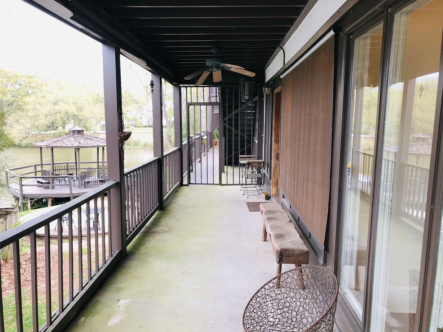 Spacious condo overlooking the LSU Lakes — Photo 3