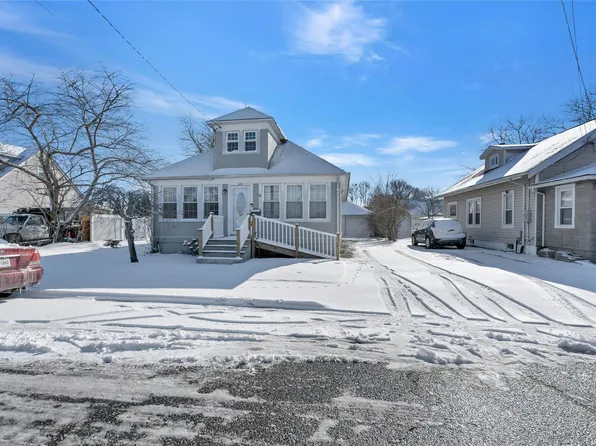 220 Irving Street, Central Islip, NY 11722