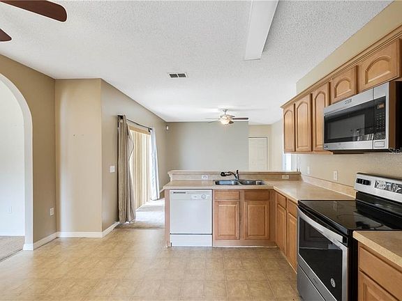 4th image of 1380 Burnley Ct