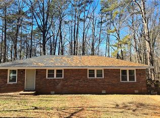 5474 June Dr SW, Austell, GA