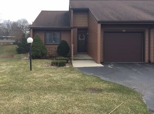 631 Maple Creek Dr, Holland, MI