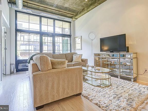 2nd image of 2328 Champlain St NW APT 325