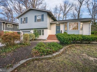 8351 Wagon Wheel Rd, Alexandria, VA 22309