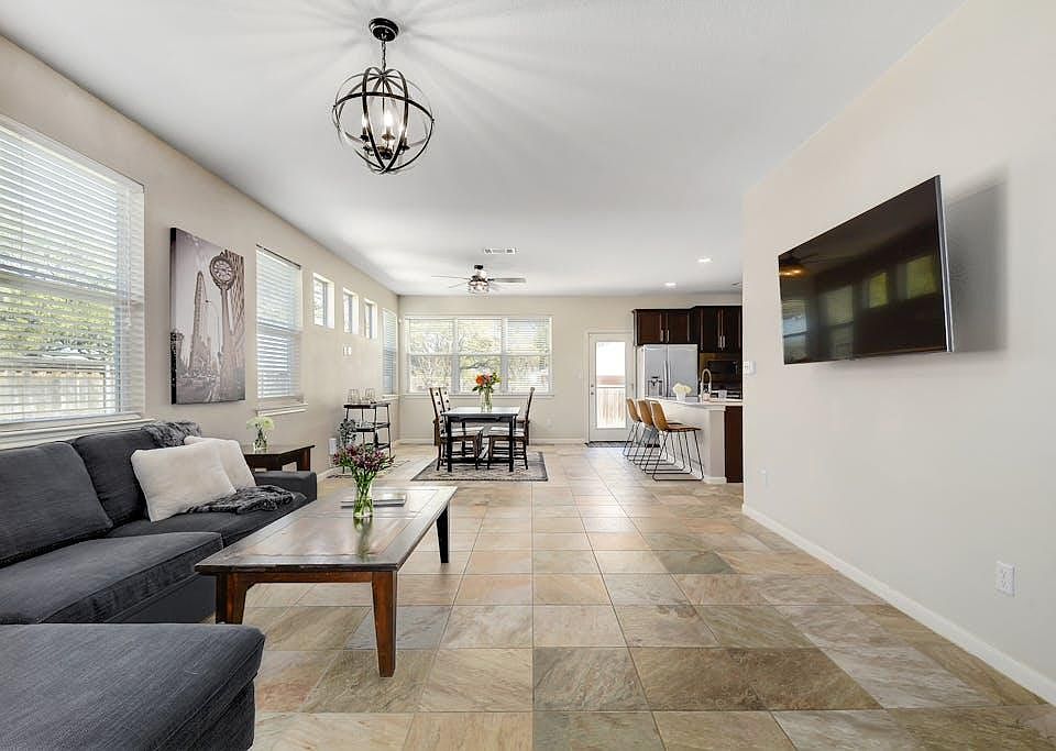 1st image of 1332 Central Park Ct