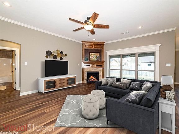 4th image of 1202 Mule Deer Dr