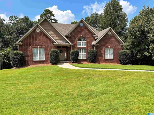 3870 Black Oak Ln, Trussville, AL 35173