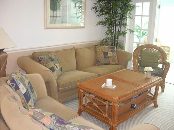 5th image of 850 Lake Orchid Cir APT 203