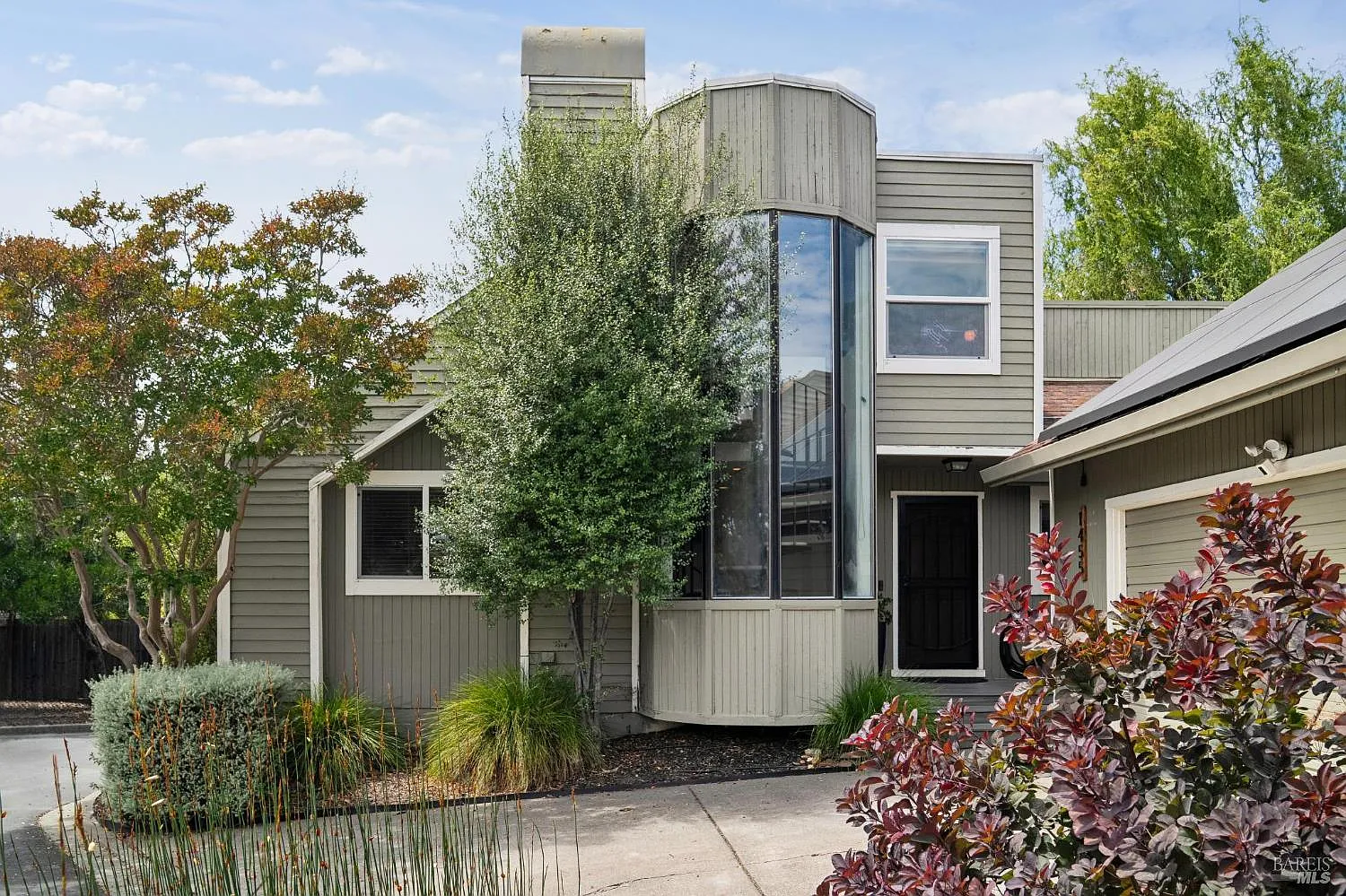 1455 Capri Avenue - Photo 2
