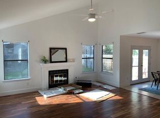 8008 Treehouse Ln, Austin, TX 78749