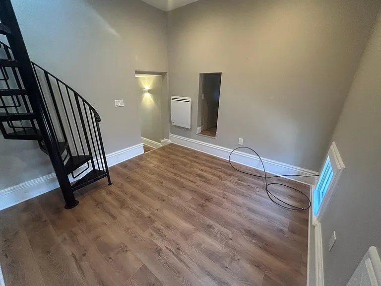 3805 Franklin Blvd #301 — Photo 49