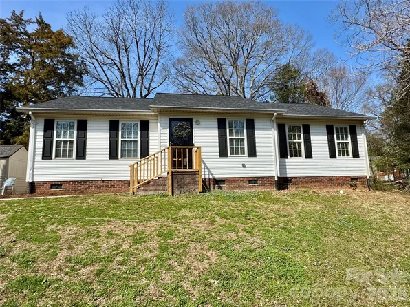 345 Dellwood Ct SE, Concord, NC 28025