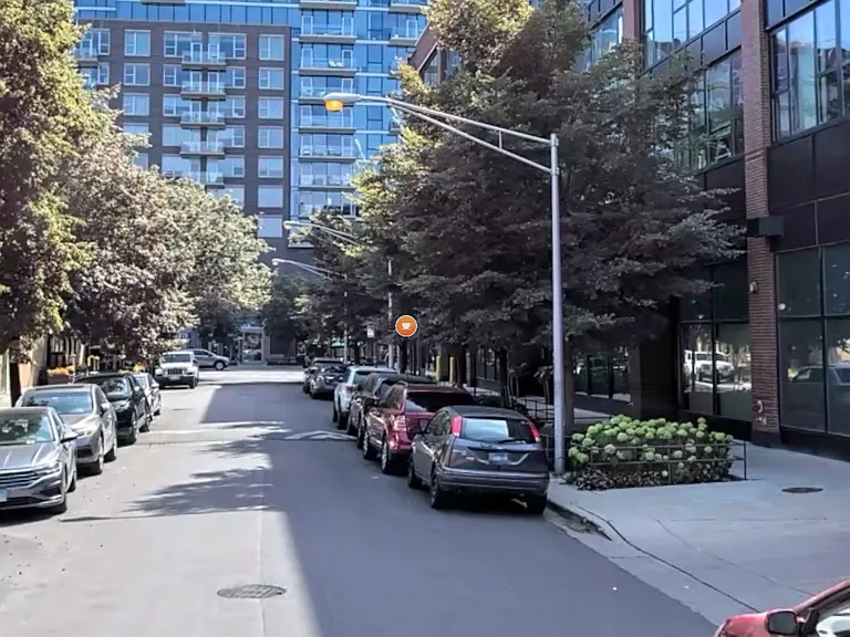 220 W Scott St #515 — Photo 20