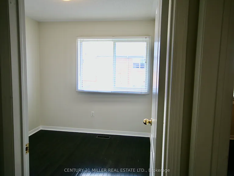 5530 Glen Erin Dr #140 — Photo 25