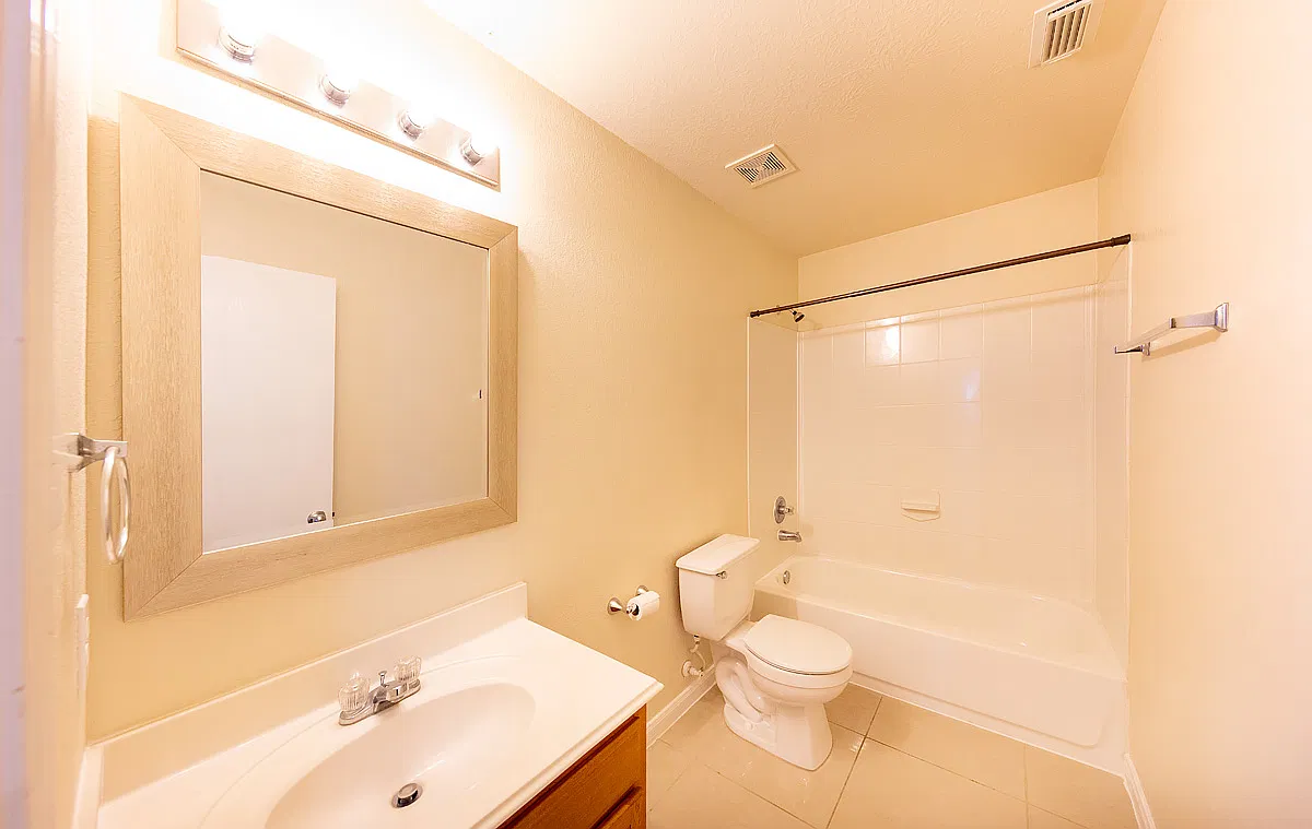 3 bed, 1575 sqft, $1,900 — Photo 4
