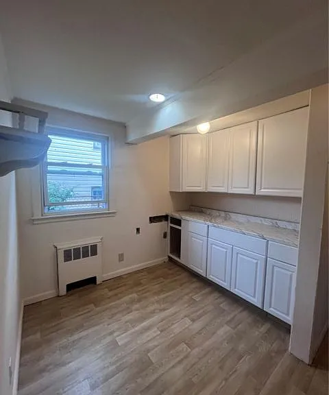 348 E Beech St #LOWER — Photo 5