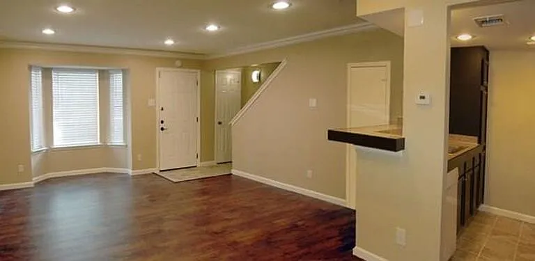 8750 Park Ln #102 — Photo 8