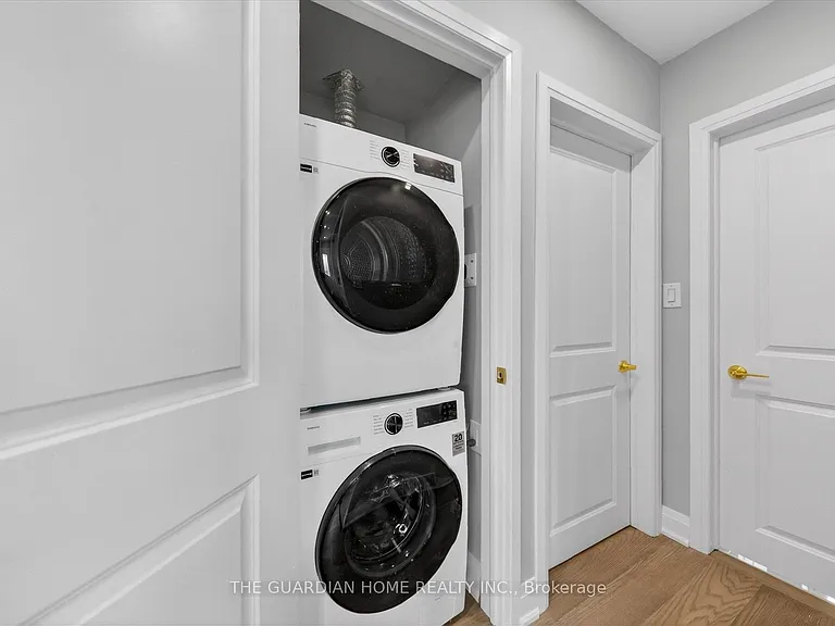 64 Gatineau St #MAIN FL — Photo 16