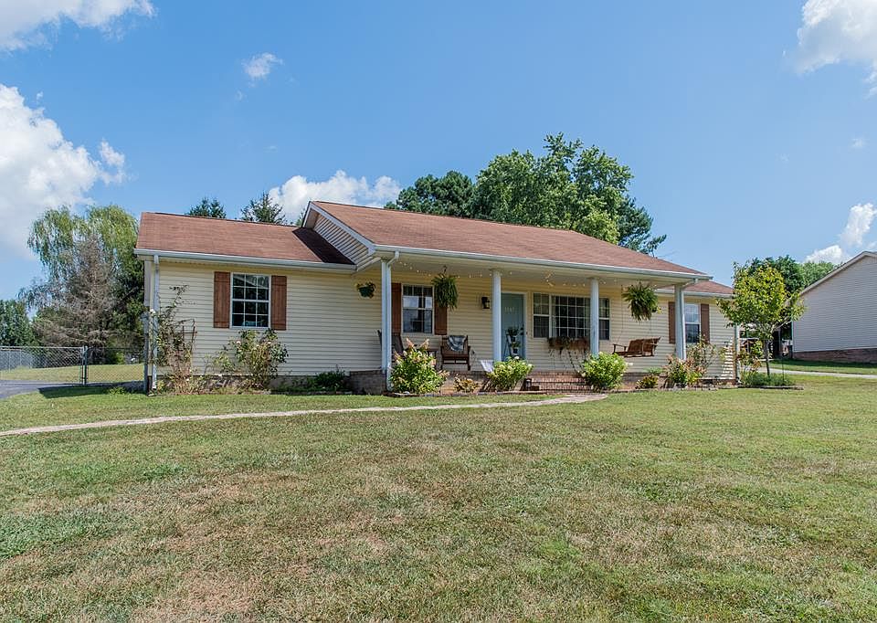 1st image of 3547 Southmeade Dr
