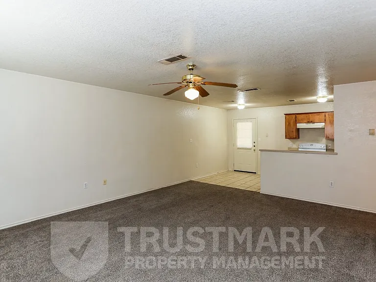 700 S Amy Ln #104 — Photo 4