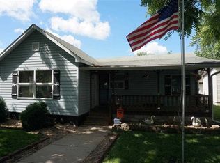 1125 Pekin St, Lincoln, IL 62656