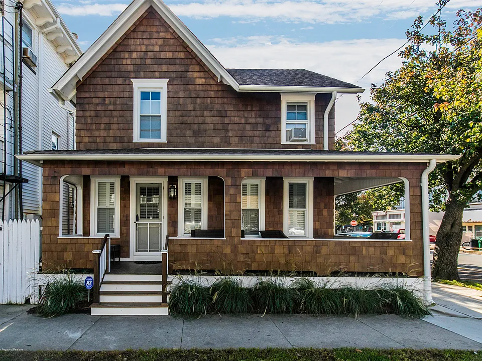 42 Central Ave
