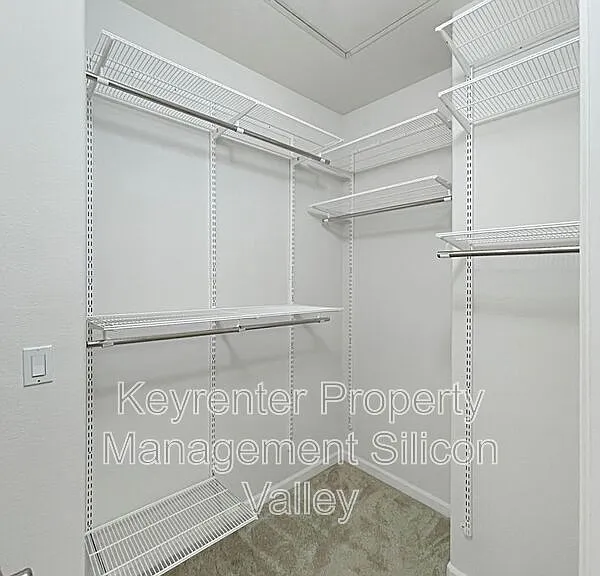 638 Cedarville Ln — Photo 19