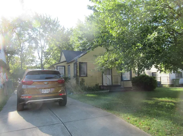 33256 Willowick Dr, Eastlake, OH 44095