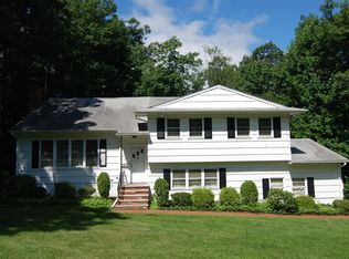 45 Elm St, New Providence, NJ 07974