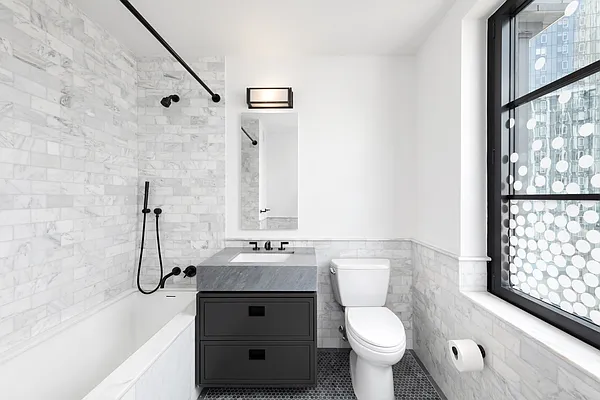 Rented by Compass | media 19