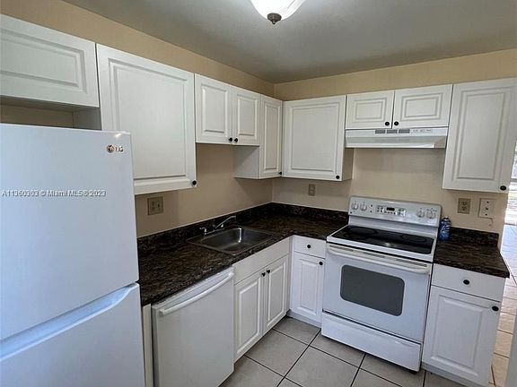 2nd image of 701 Gardens Dr APT 203
