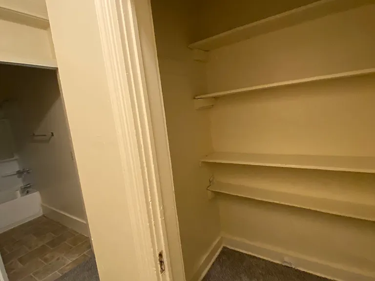 Summit Place Apartments — Photo 31
