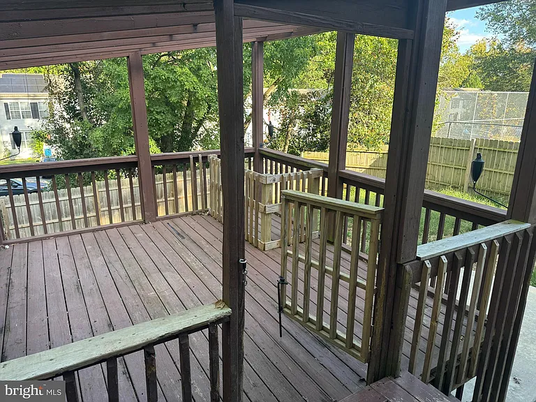 100 Cypress Dr — Photo 15
