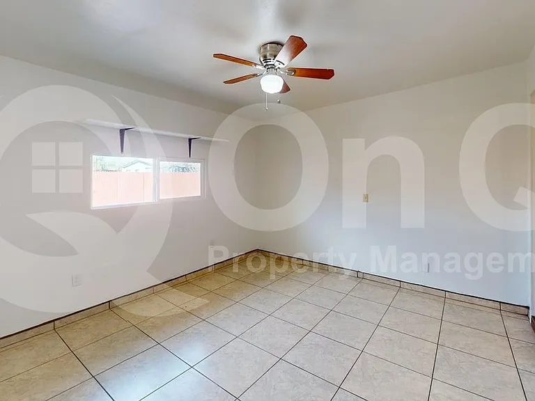 1132 W Knox Pl — Photo 9