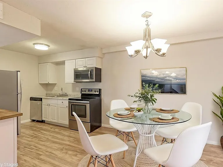 12180 Melody Dr #203 — Photo 4