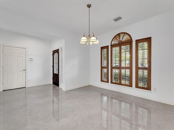 5th image of 24523 Rathford Ct